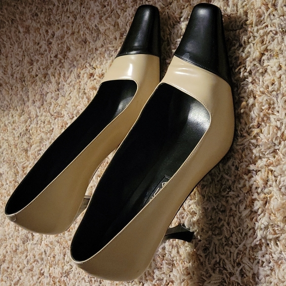 Via Spiga dress heels - Picture 2 of 3